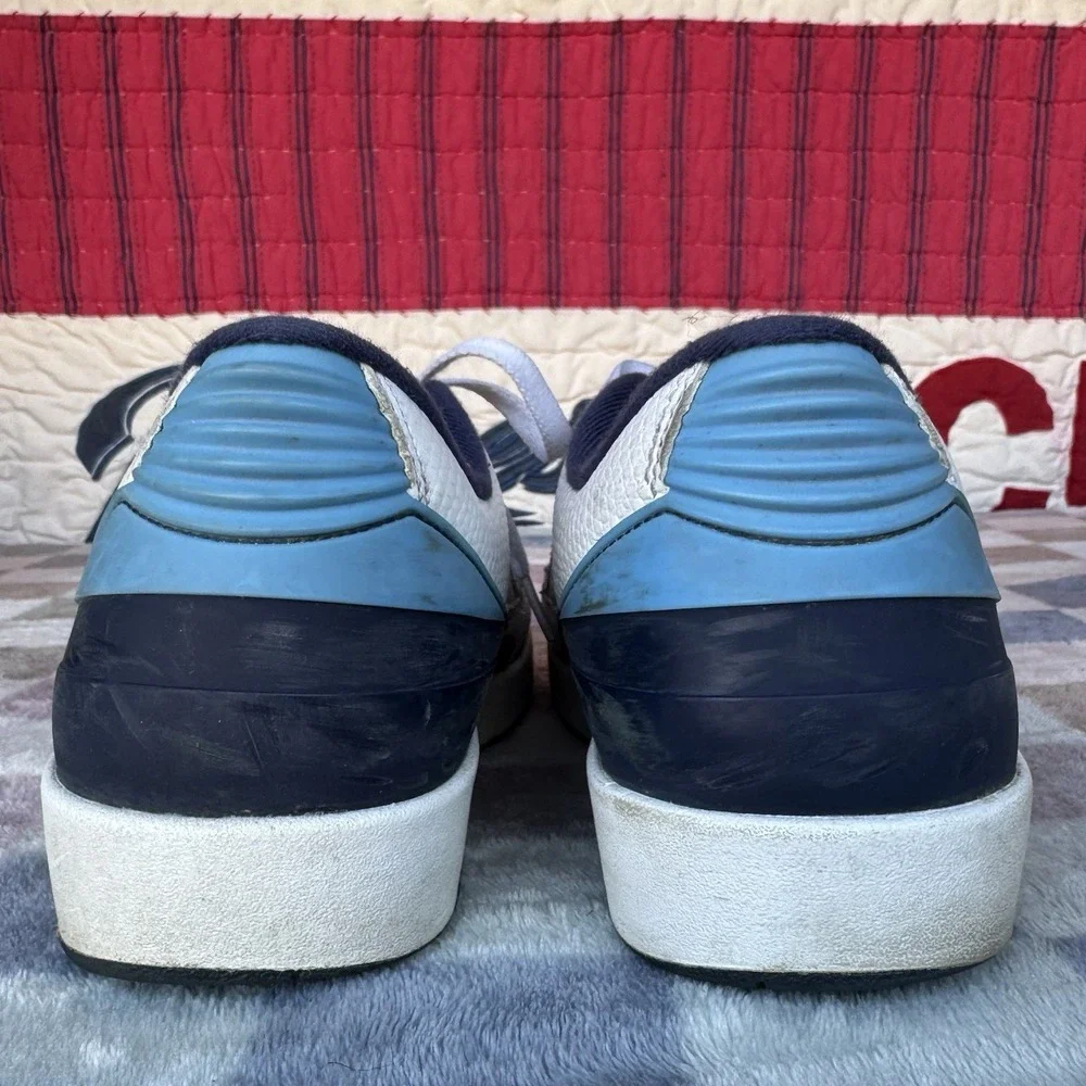 Size 9.5 -‎ Nike Jordan 2 Retro Low University Blue 